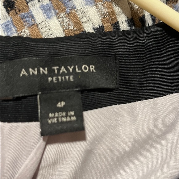 Ann Taylor petite 4 tweed blazer blue white black gold 4P  like new nwot - Picture 5 of 5